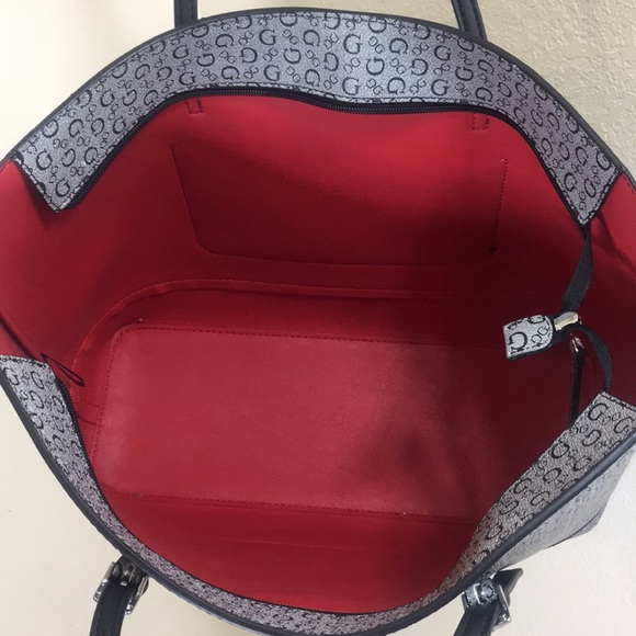 Guess handbag for women - Picture 2 of 5